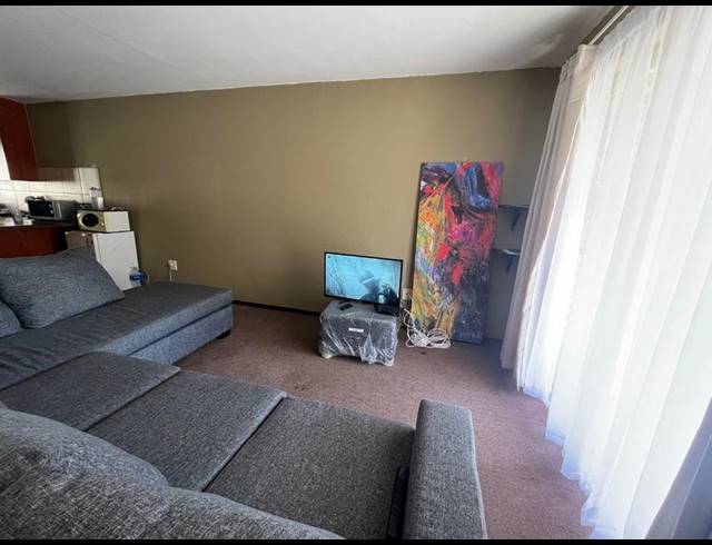 2 BEDROOM APARTMENT FOR SALE IN WILROPARK